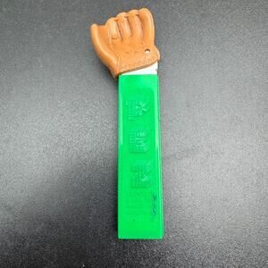 Baseball Glove Pez Dispenser Pat #2.6 Made In Austria